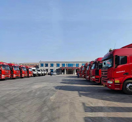 自有物流運(yùn)輸車隊(duì)